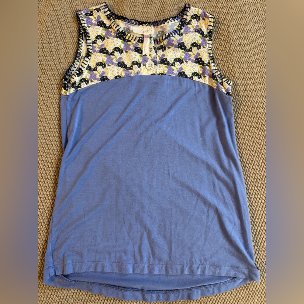 435 tank top size 8